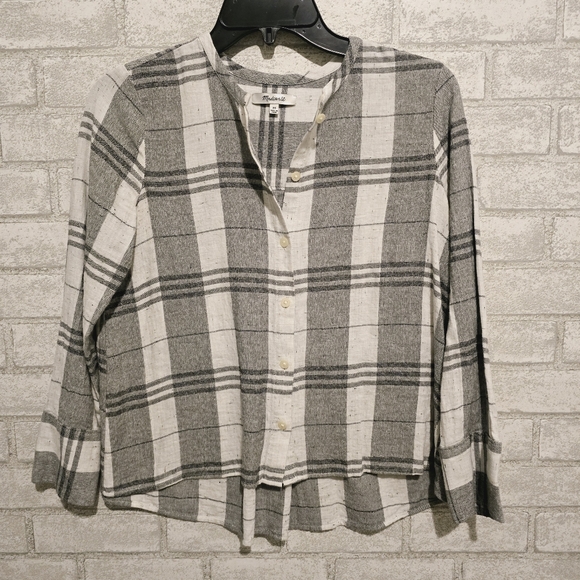 Madewell Plaid Button Down - Picture 1 of 8